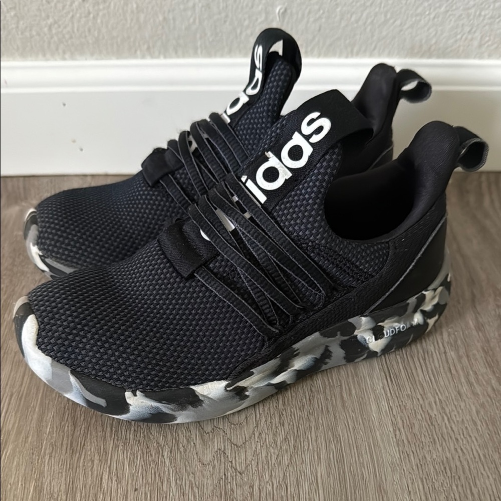 Adidas Lite Racer Adapt - Kids size 2
